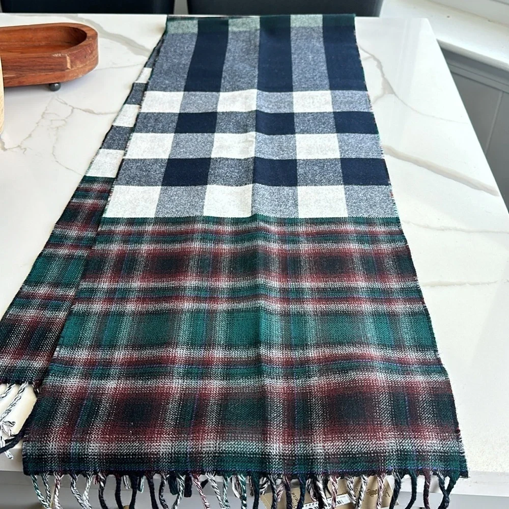 Burberry Plaid Check Wool Scart